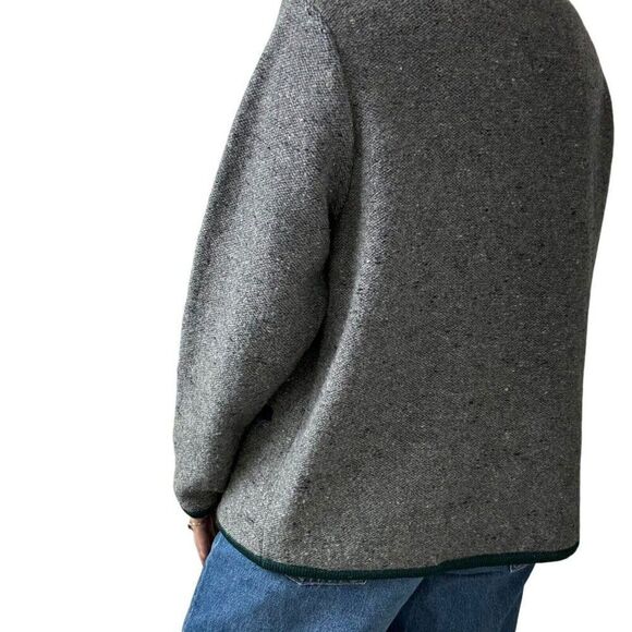 Vintage Geiger Womens Gray 100% Wool Christmas Theme Cardigan Jacket Sz 54 - Picture 8 of 9
